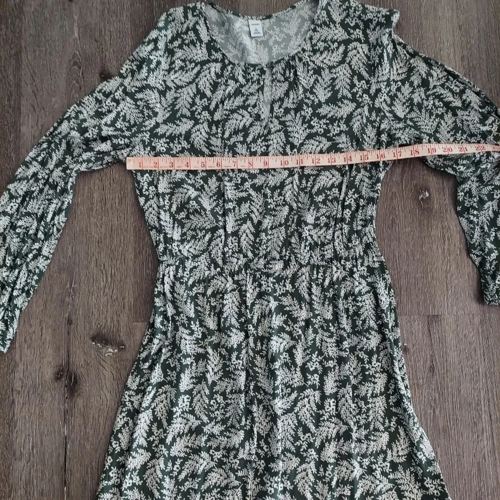 Old Navy Green Floral Dress Medium Tall